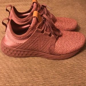 Women’s new balance shoes